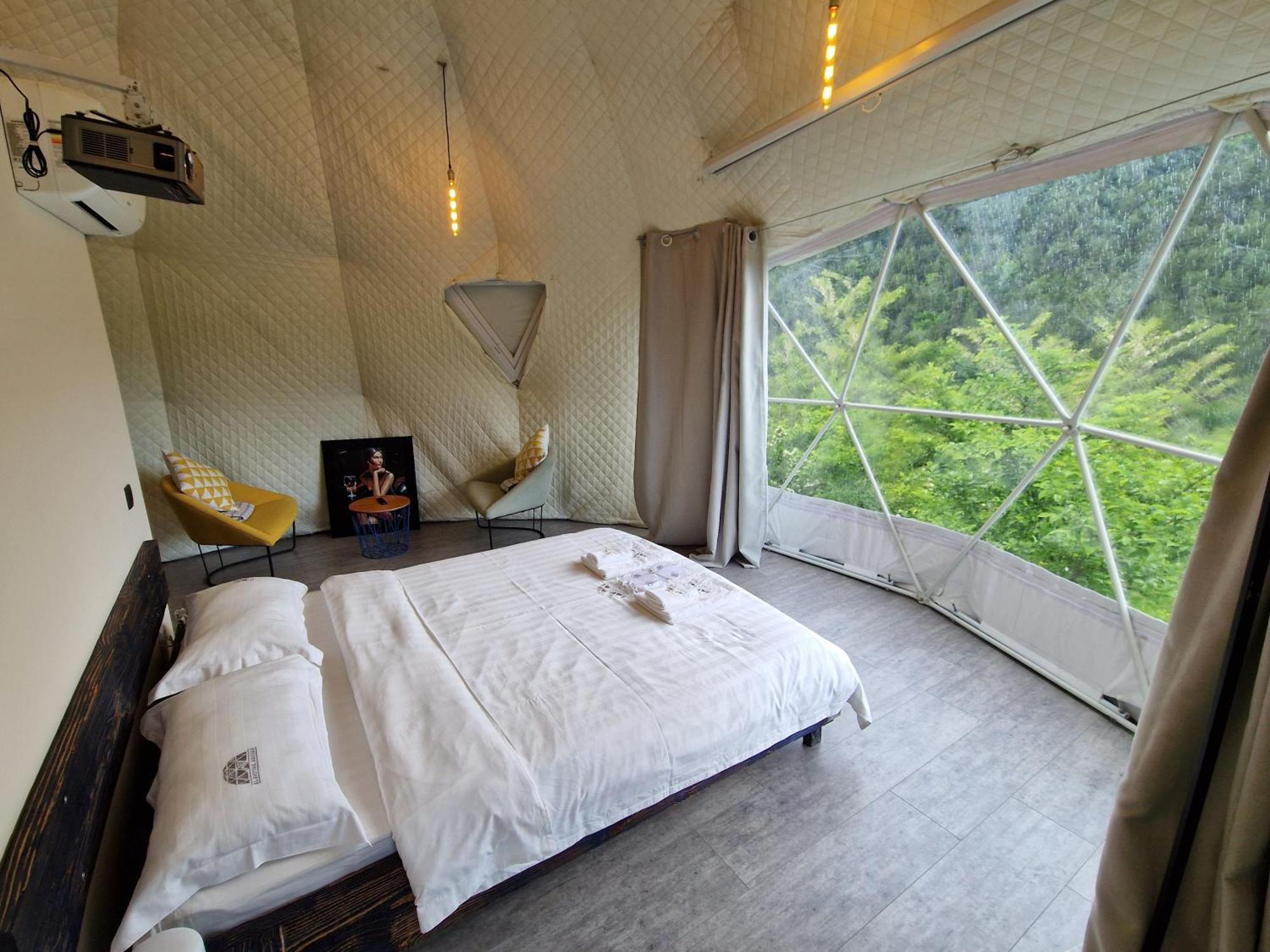 Hotel Glamping Georgia Krikhi Ambrolauri Exterior foto